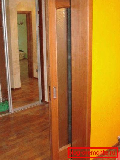 Odnopolnoe kućište za klizna vrata