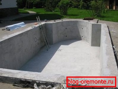 Fotografija betonskog bazena Fotografija betonskog bazena