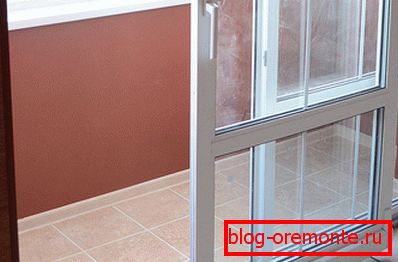 GOST: plastična balkonska vrata - klizni dizajn GOST: plastična balkonska vrata - klizni dizajn