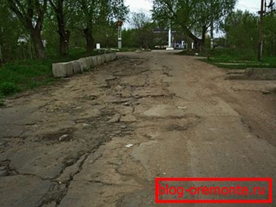 Korištenje sitnih šljunka ili projekcija za stvaranje smjesa koje se koriste u proizvodnji cesta dovodi do brze trošenja. Korištenje sitnih šljunka ili projekcija za stvaranje smjesa koje se koriste u proizvodnji cesta dovodi do brze trošenja.