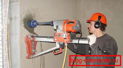 Upotreba posebnih drilling stanica, što uvelike olakšava taj proces Upotreba posebnih drilling stanica, što uvelike olakšava taj proces