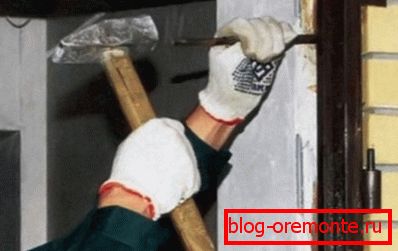 Pričvršćivanje kroz kutiju kako instalirati metalna ulazna vrata