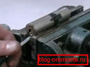 Razbijemo cilindar Razbijemo cilindar