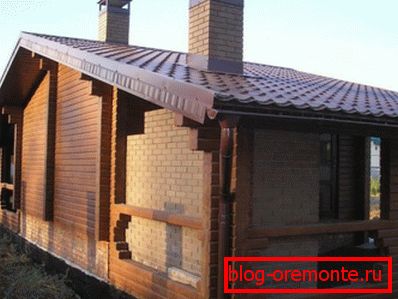 Zidanje cigle štiti drvo od pregrijavanja u blizini otvorenog plamena. Zidanje cigle štiti drvo od pregrijavanja u blizini otvorenog plamena.
