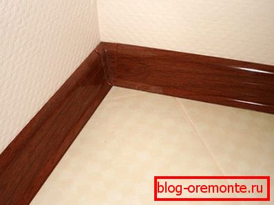 Nasuprot svjetlosnom laminatu i zidovima