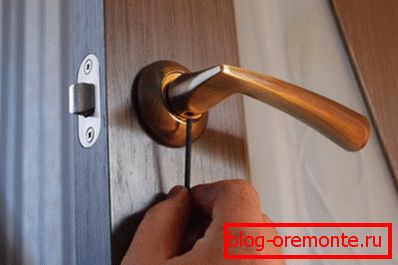 Rucite pričvršćivanje za vrata s harmonikom Rucite pričvršćivanje za vrata s harmonikom