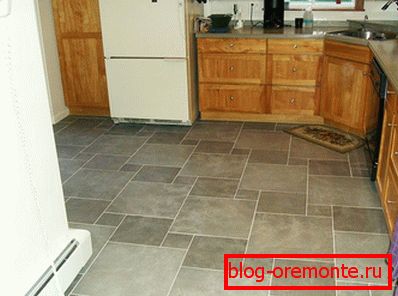 Linoleum ispod pločice
