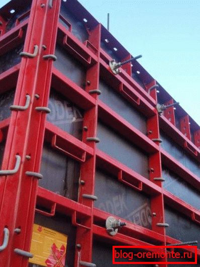 Metalni kalup za lijevanje tipičnih betonskih konstrukcija Metalni kalup za lijevanje tipičnih betonskih konstrukcija