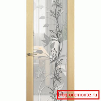 Prostorna vrata s staklom Prostorna vrata s staklom