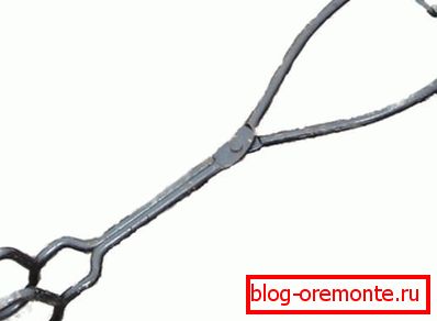 U foto - tongs za nošenje pragova U foto - tongs za nošenje pragova