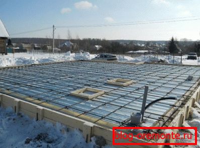 U foto - termoaktivnom oplatu U foto - termoaktivnom oplatu