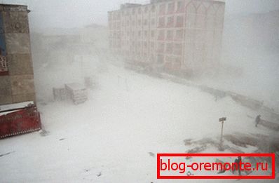 Na fotografiji zimi u Anadiru. U siječnju temperatura padne na -45 stupnjeva. Na fotografiji zimi u Anadiru. U siječnju temperatura padne na -45 stupnjeva.