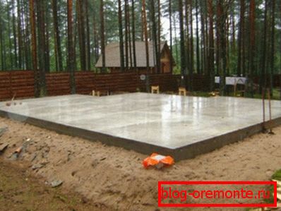 Na fotografiji - najčešće korišteni tip temelja za plinsko-betonsku kuću. Na fotografiji - najčešće korišteni tip temelja za plinsko-betonsku kuću.