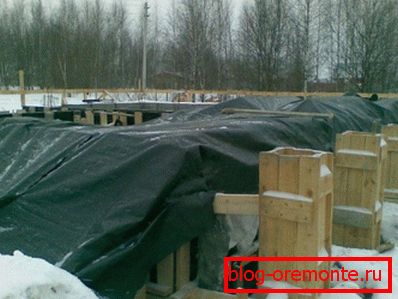 U foto oplaku, izolirana improvizirana sredstva U foto oplaku, izolirana improvizirana sredstva