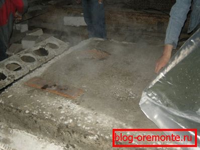 Slika prikazuje paru kod zagrijavanja i sušenja betona Slika prikazuje paru kod zagrijavanja i sušenja betona