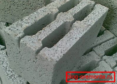 Na slici je prikazana gruba struktura materijala. Na slici je prikazana gruba struktura materijala.