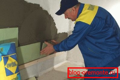 Primjena posebne impregnacije je prikladna prije postavljanja pločice. Primjena posebne impregnacije je prikladna prije postavljanja pločice.