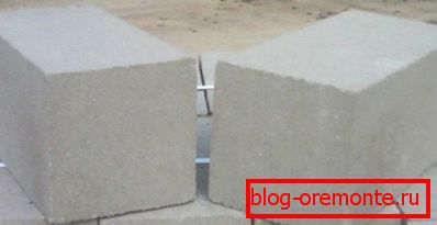 Mali betonski blokovi 20x20x40 za temelje Mali betonski blokovi 20x20x40 za temelje