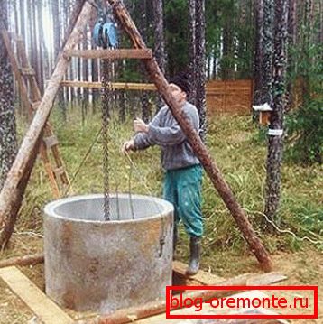 Nastavljamo graditi kolonu dok se spušta. Nastavljamo graditi kolonu dok se spušta.