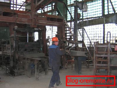 Proizvodnja rubnjaka vibropressingom. Proizvodnja rubnjaka vibropressingom.