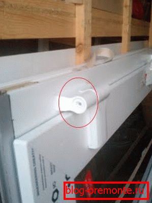 Namještanje vijka za podizanje i spuštanje krila podešavanje ulaznih plastičnih vrata