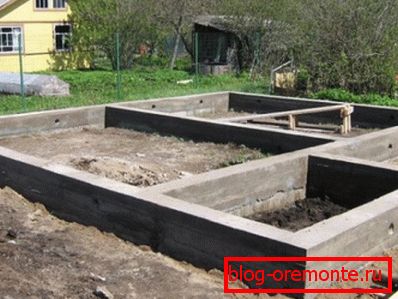 Svatko može napraviti pouzdane temelje vlastitim rukama, ali bilo kakva kršenja tehnologije mogu smanjiti snagu Svatko može napraviti pouzdane temelje vlastitim rukama, ali bilo kakva kršenja tehnologije mogu smanjiti snagu