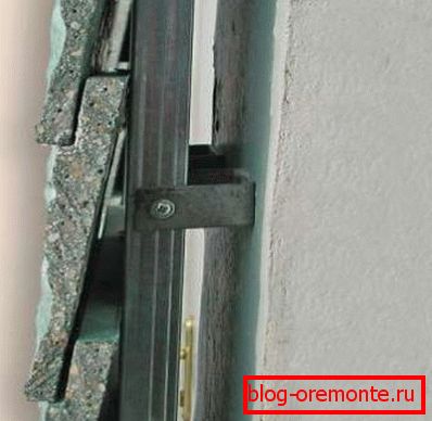 Ploče za pričvršćivanje na okomiti metalni profil Ploče za pričvršćivanje na okomiti metalni profil