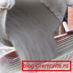 Budite oprezni u procesu transfuzije. Pokušajte to učiniti postupno kako bi spriječili prskanje. Budite oprezni u procesu transfuzije. Pokušajte to učiniti postupno kako bi spriječili prskanje.