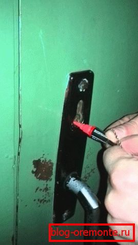 Izlijevanje acetona u dno kaštela Izlijevanje acetona u dno kaštela